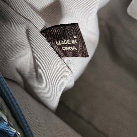 Coach F16624 East West Beach Tote w/Rare Seahorse Charm And Matching Wristlet - Picture 7 of 15